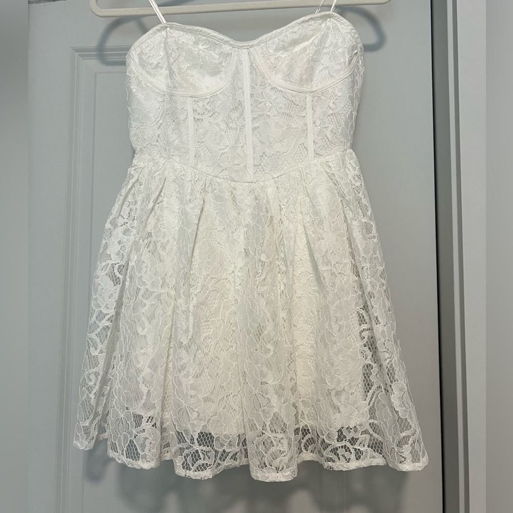 White lace romper. 12th Tribe. Medium.